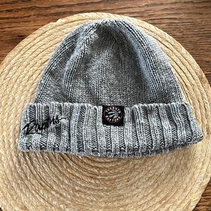 Mitchell & Ness Raptors  15% wool Knit Beanie Toque  Hat